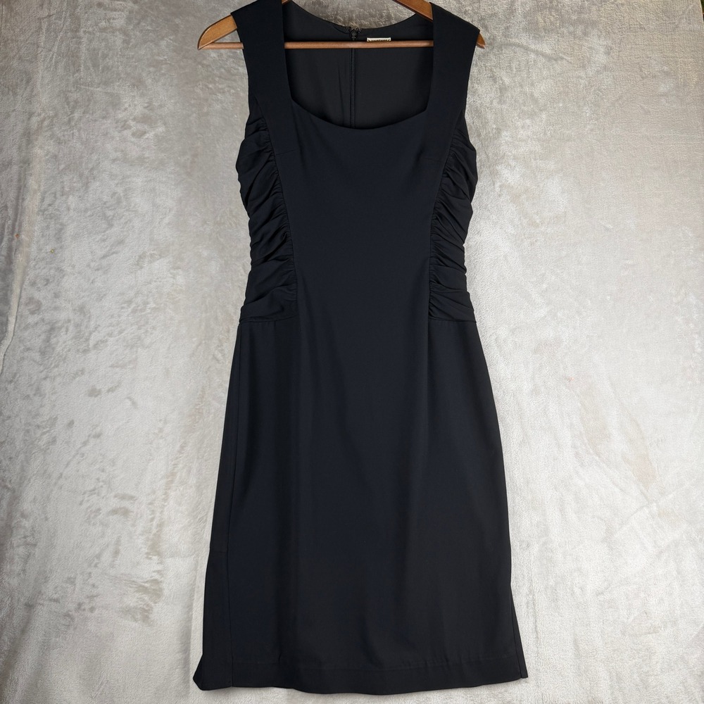 Lange Black Sleeveless Ruched Side Sheath Dress Size 4 Flared Hem LBD